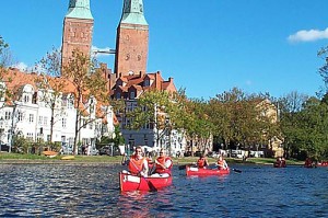 Erlebnis Kanutour Lübeck Eventagentur Lübeck zu Betriebsausflügen und Gruppenreisen in Lübeck